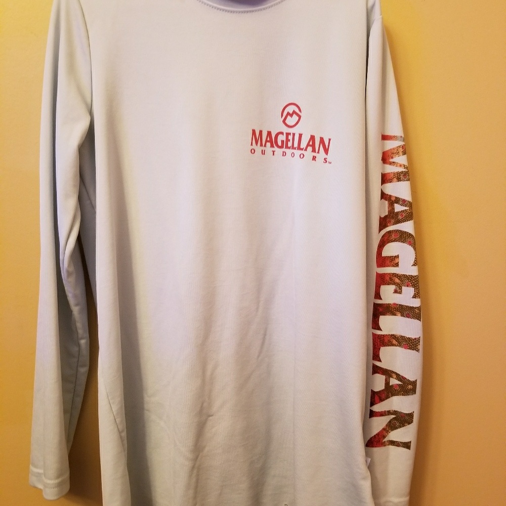 Magellan Outdoors long sleeve